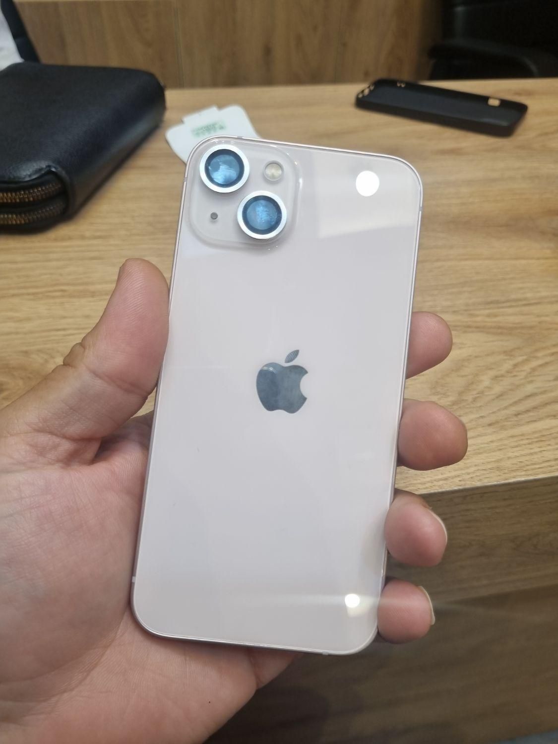 اپل iPhone 13 با حافظهٔ ۱۲۸ گیگابایت|موبایل|شیراز, عفیف‌آباد|دیوار