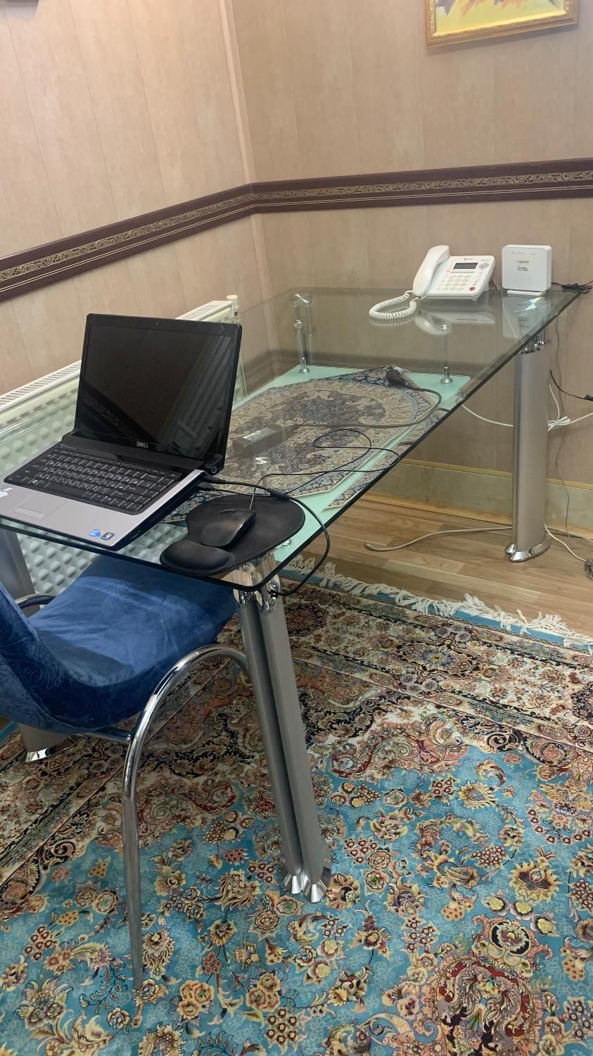 میز نهارخوری کلاسیک کریستالی دو طبقه تایوان|میز و صندلی غذاخوری|اصفهان, باغ دریاچه|دیوار