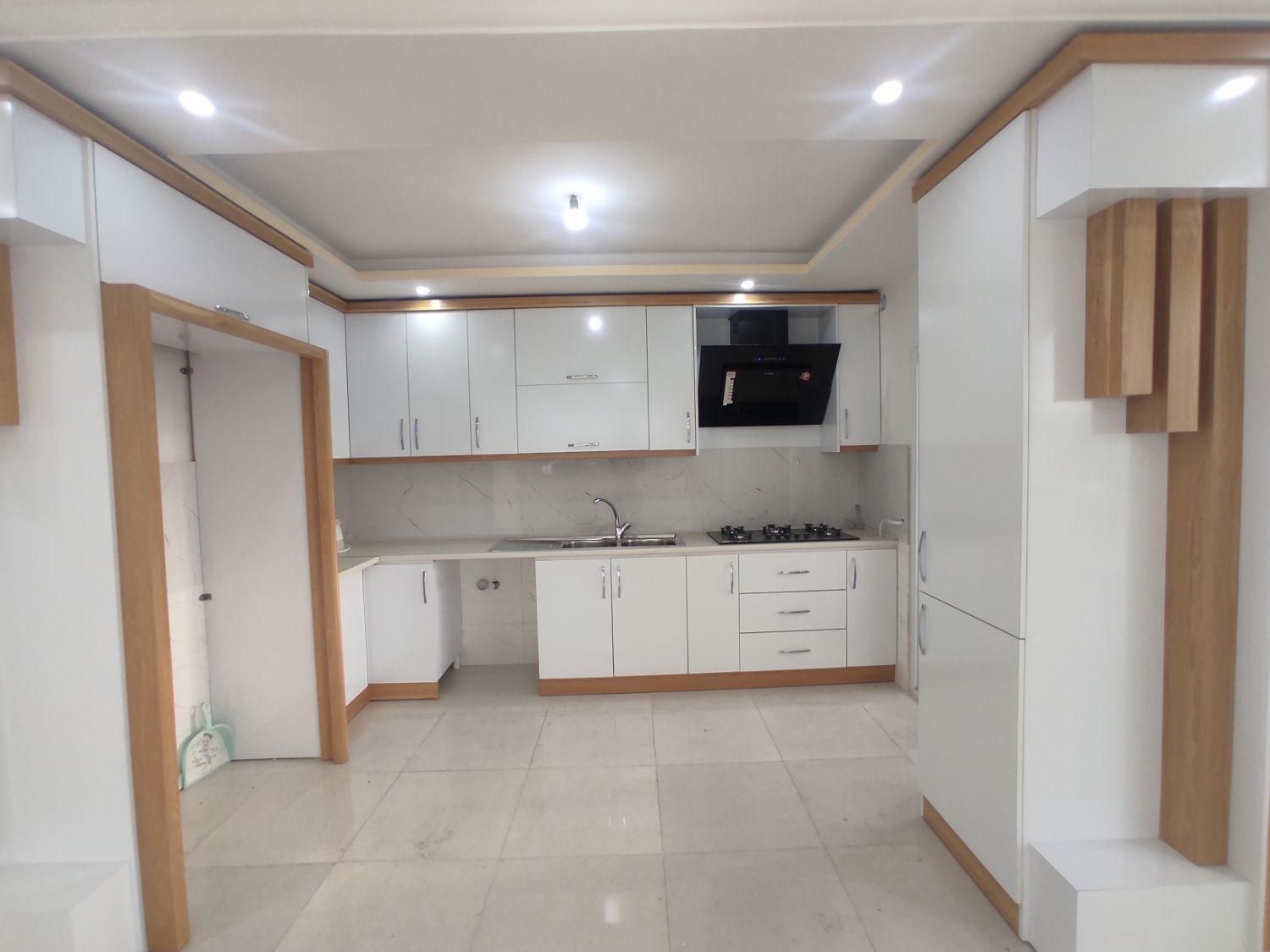 آپارتمان خوش نقشه /دارای 700 رهن/ پشت جهاد فومن|فروش آپارتمان|فومن, |دیوار