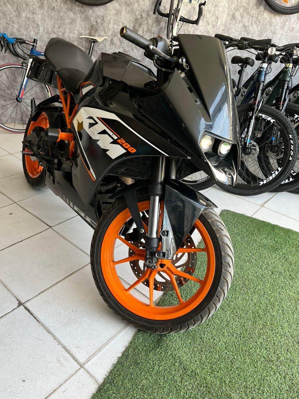 ktm rc ns rs کاوازاکی کی تی ام معاوضه|موتورسیکلت|اصفهان, خانه اصفهان|دیوار