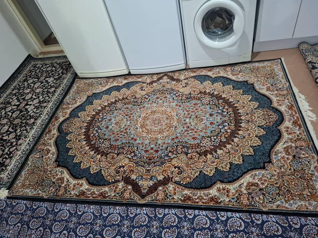 دو عدد فرش کاملا سالم|فرش|اردبیل, |دیوار
