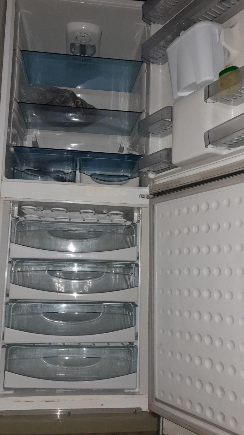 یخچال فریزر هانیزان. کاملا سالم ۲۴ فوت|یخچال و فریزر|قیدار, |دیوار