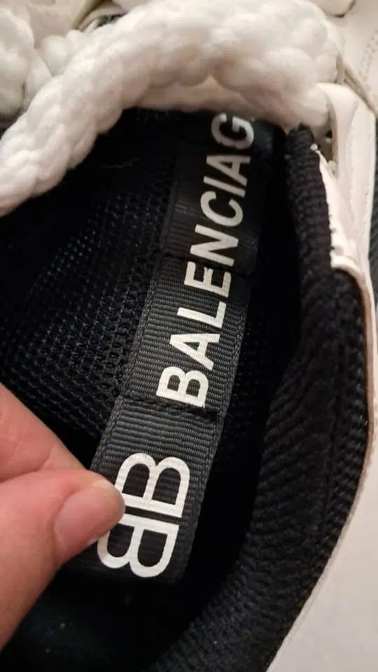کفش BALENCIAGA سایز 39|کیف، کفش، کمربند|تهران, امام حسین|دیوار