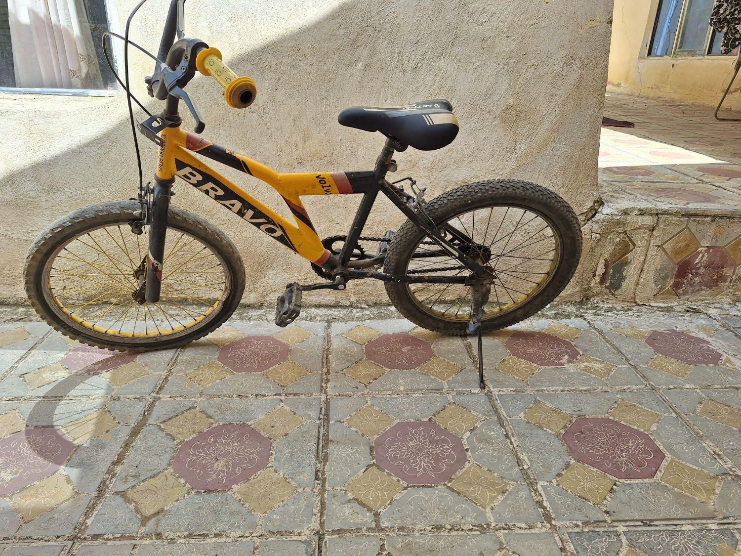 دوچرخه ۲۰|دوچرخه، اسکیت، اسکوتر|گرمی, |دیوار