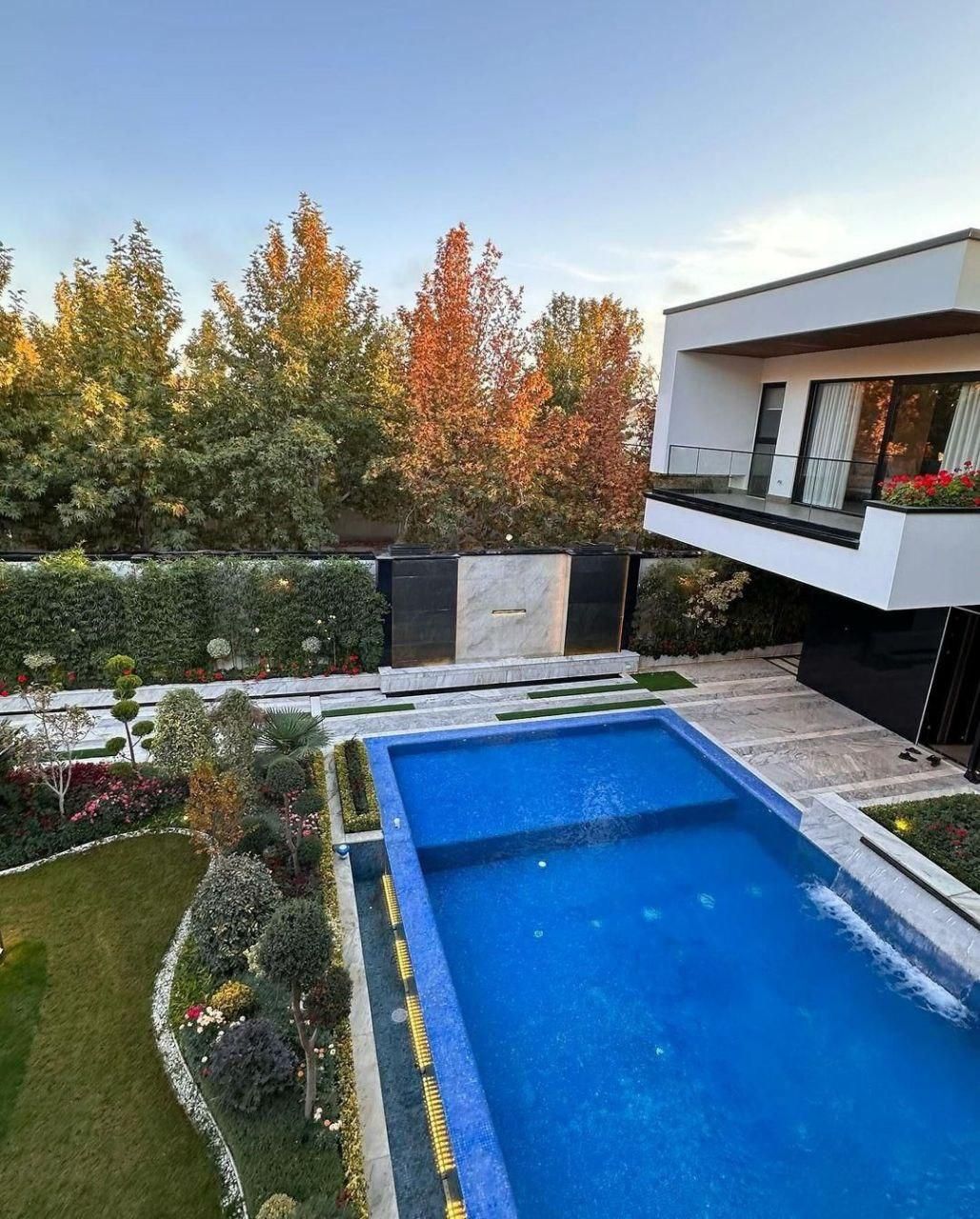 باغ ویلای مدرن2500 متری دوبلکس4خواب مستر گیرین لند|فروش خانه و ویلا|صدرا-فارس, |دیوار