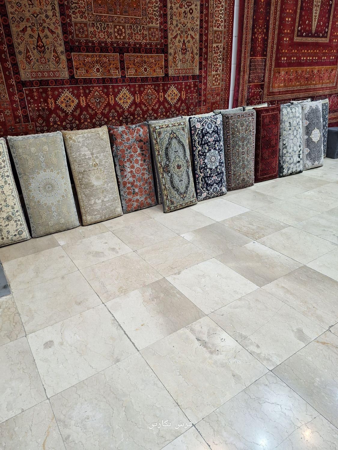پشتی ۱۲۰۰ شانه اکرولیک فرش مشهد ۳۶۰۰ تراکم اصلی|پشتی|مشهد, امیر|دیوار