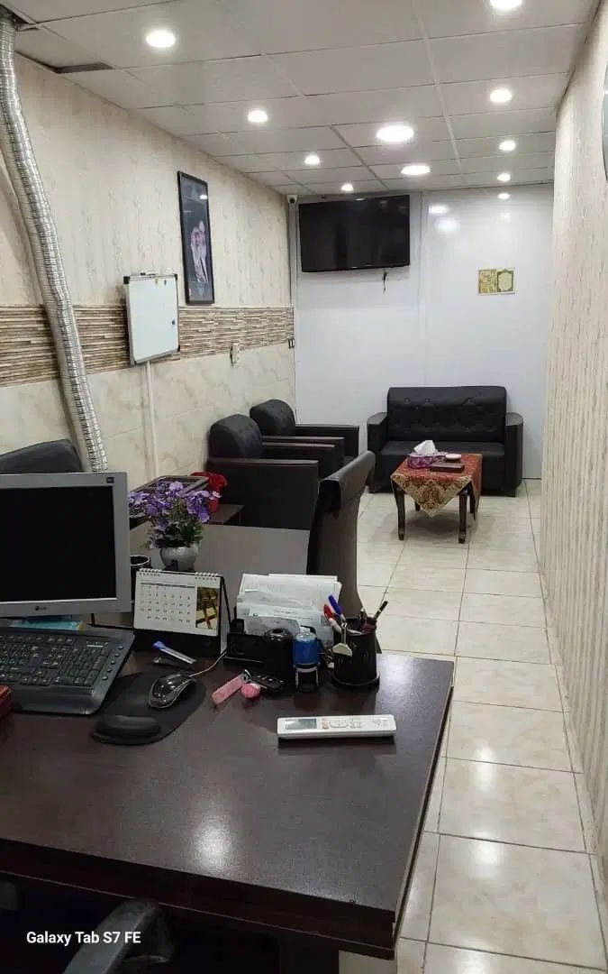 دفتر تجاری ۴۵متری خیابان شلوغ|فروش دفتر کار، اتاق اداری، مطب|رشت, دروازه لاکان|دیوار