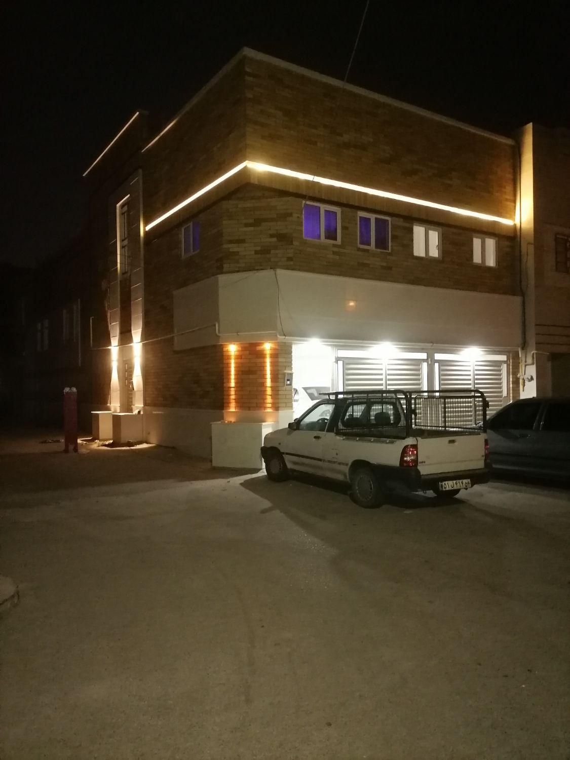 برقکار برق کشی برق کش وخرده کاری|خدمات پیشه و مهارت|یزد, |دیوار