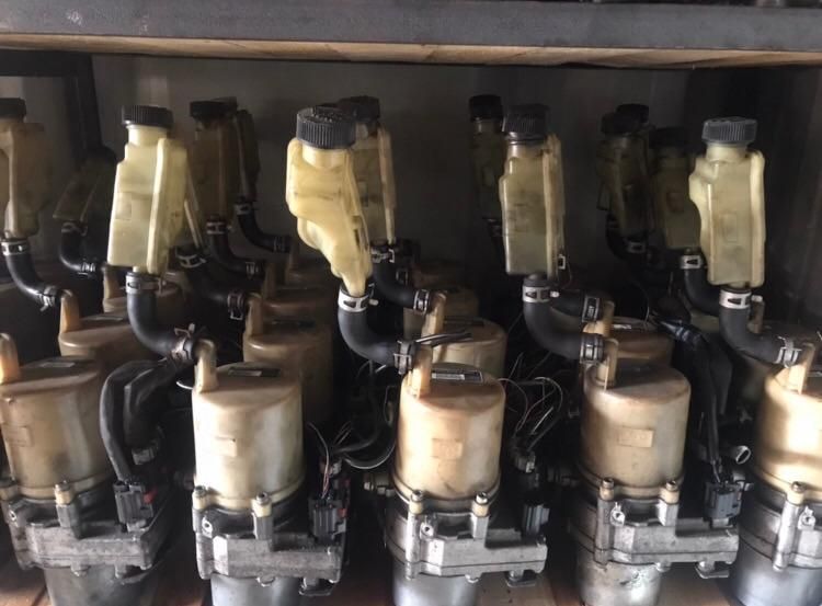 پمپ هیدرولیک مزدا۳ونیو۳|قطعات یدکی و لوازم جانبی|تهران, خاوران|دیوار