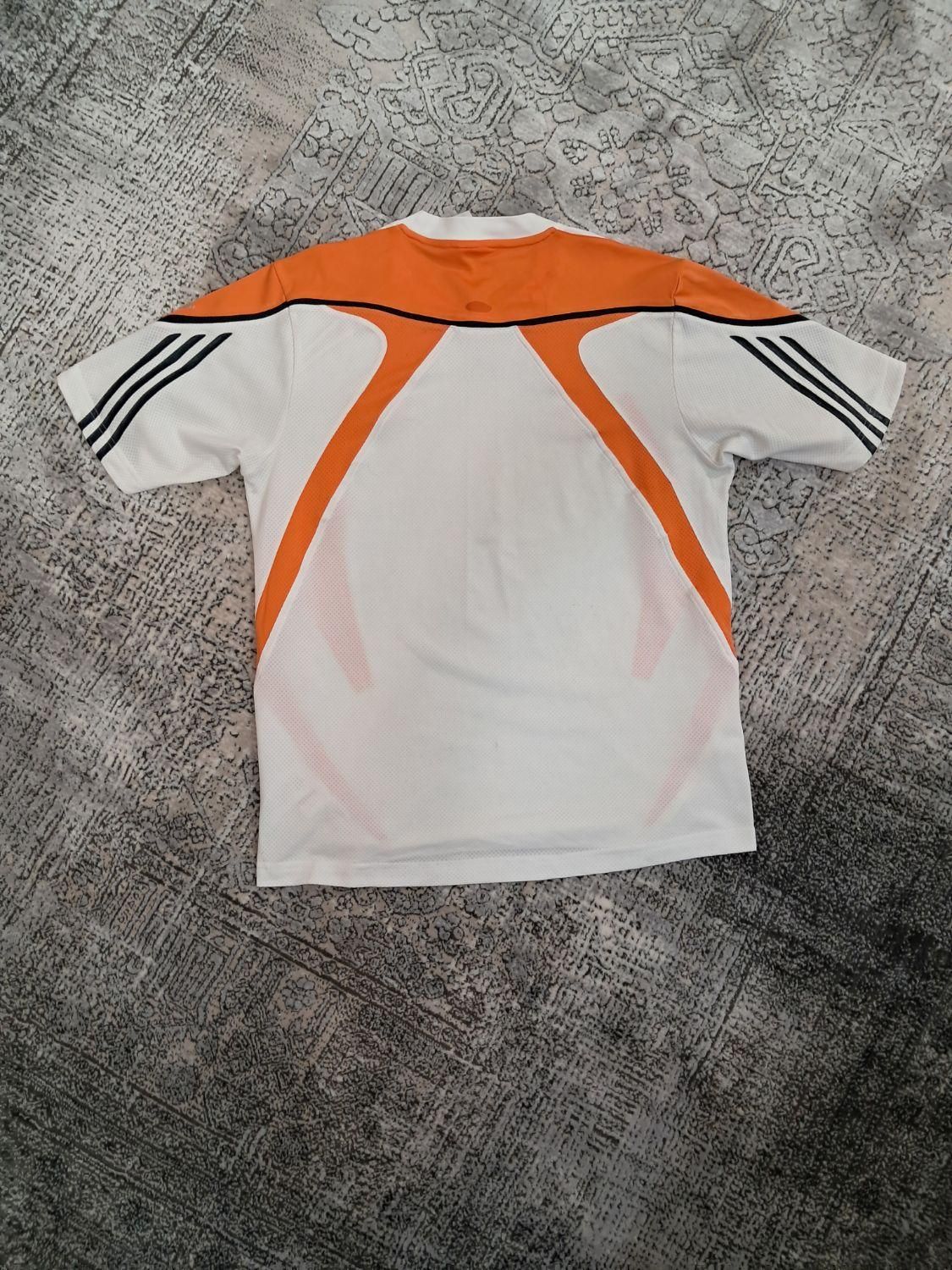 تیشرت اورجینال adidas تولید برج ۴سال ۲۰۰۶ کارکرده|لباس|پرند, فاز ۵|دیوار