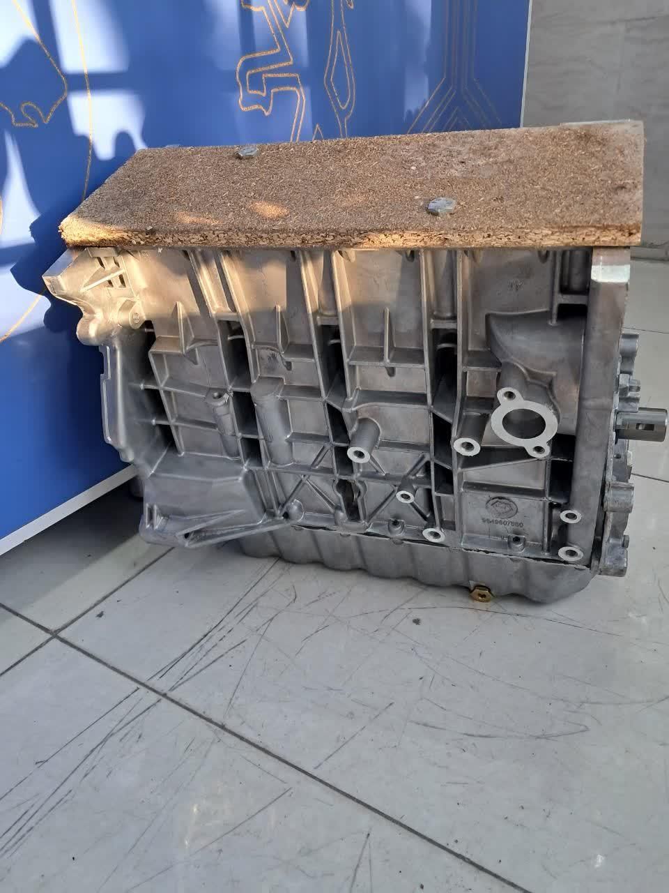 نیم موتور پژو 405/اقساط7ماهه/پارس/سمند/باجعبه چوبی|عمدهفروشی|خمینیشهر, |دیوار