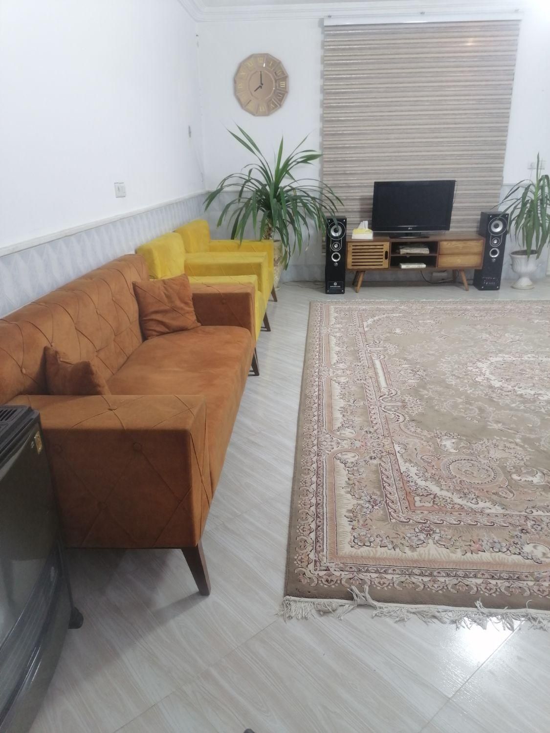 بهتر از هتل دربست پارکینگ دار داخل شهر|اجارهٔ کوتاه‌مدت آپارتمان و سوئیت|نیشابور, جمهوری|دیوار