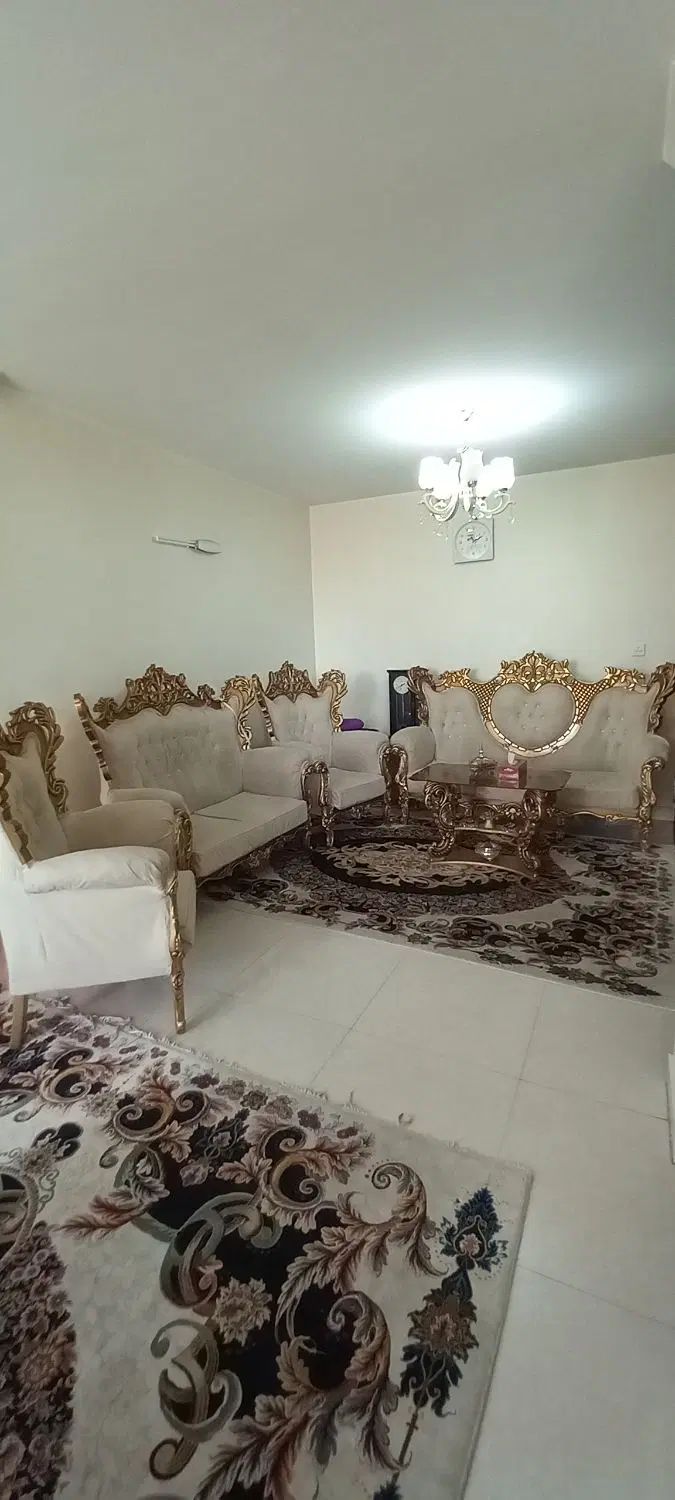 مبل ۹نفرسلطنطی۳میزعسلی،میز ناهارخوری ۸نفر،وبوفه|مبلمان خانگی و میز عسلی|پردیس, فاز ۱|دیوار