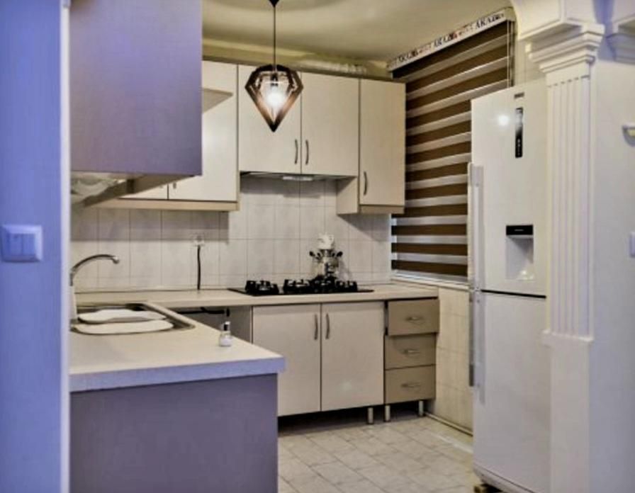 اجاره روزانه وهفتگی سوئیت مبله مرکز شهر باپارکینگ|اجارهٔ کوتاهمدت آپارتمان و سوئیت|همدان, |دیوار