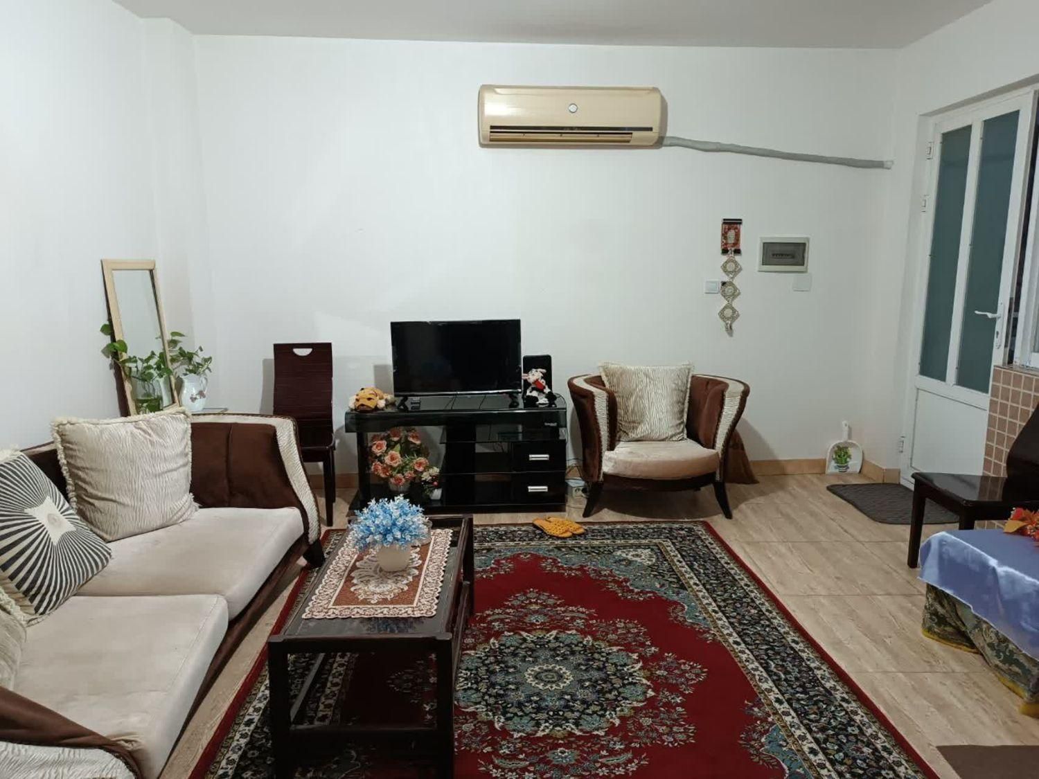 اجاره روزانه و ماهانه|اجارهٔ کوتاه‌مدت آپارتمان و سوئیت|رشت, حومه رشت|دیوار