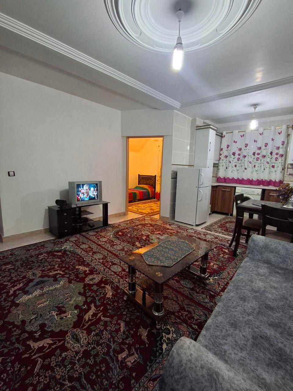 اجاره سوئیت کامل با پارکینگ اختصاصی در بره سر|اجارهٔ کوتاه‌مدت آپارتمان و سوئیت|بره‌سر, |دیوار