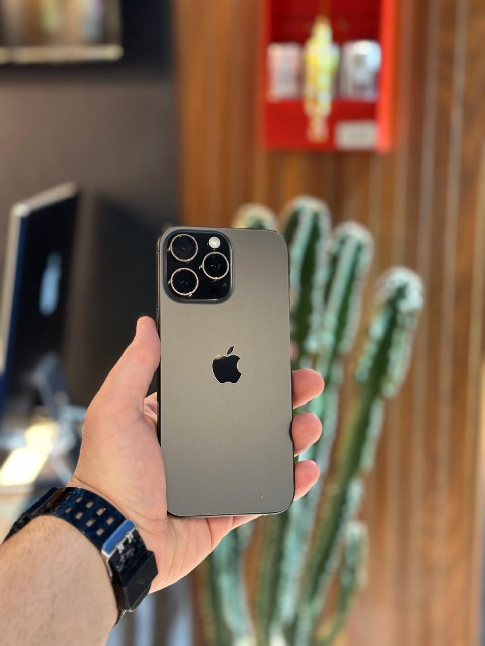 اپل iPhone 16 Pro Max با حافظهٔ ۲۵۶ گیگابایت|موبایل|تهران, گیشا|دیوار