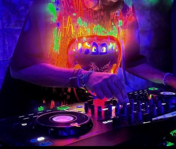 دی‌جی مَـَـن،دیجی تولد دورهمی|خدمات پذیرایی، مراسم|شیراز, دانشگاه شیراز|دیوار