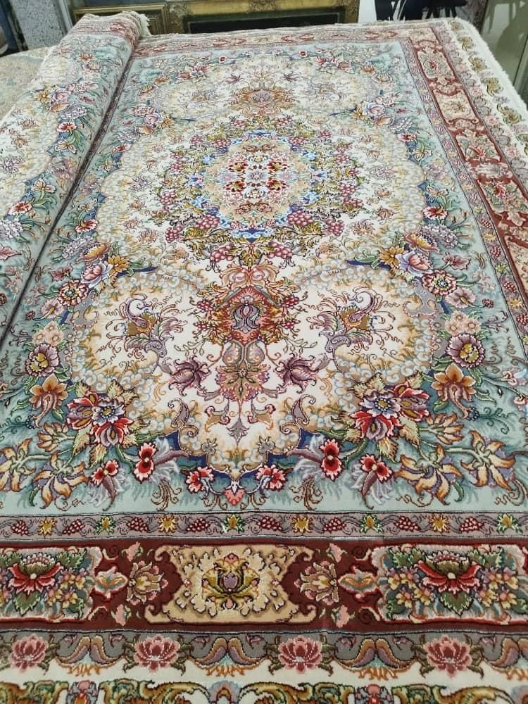 فروشنده علیا ماهی سالاری نوین فر شیر فر خطیبی|فرش|تهران, تجریش|دیوار