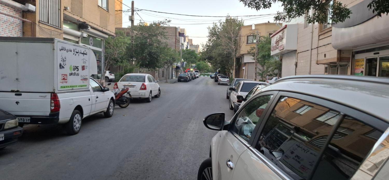ویلایی۱۶۰متربامغازه۳۲مترتجاری‌ دائم امام رضا۴۸عالی|فروش خانه و ویلا|مشهد, امام رضا (ع)|دیوار