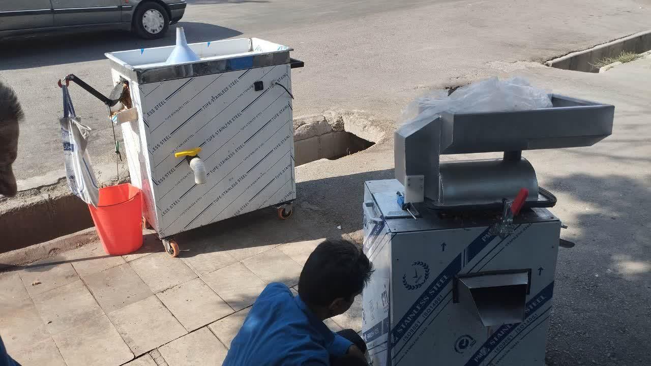 خدمات. آبغوره. آبگوجه. آبلیموگیری، با دستگاه جدید|خوردنی و آشامیدنی|بروجرد, |دیوار
