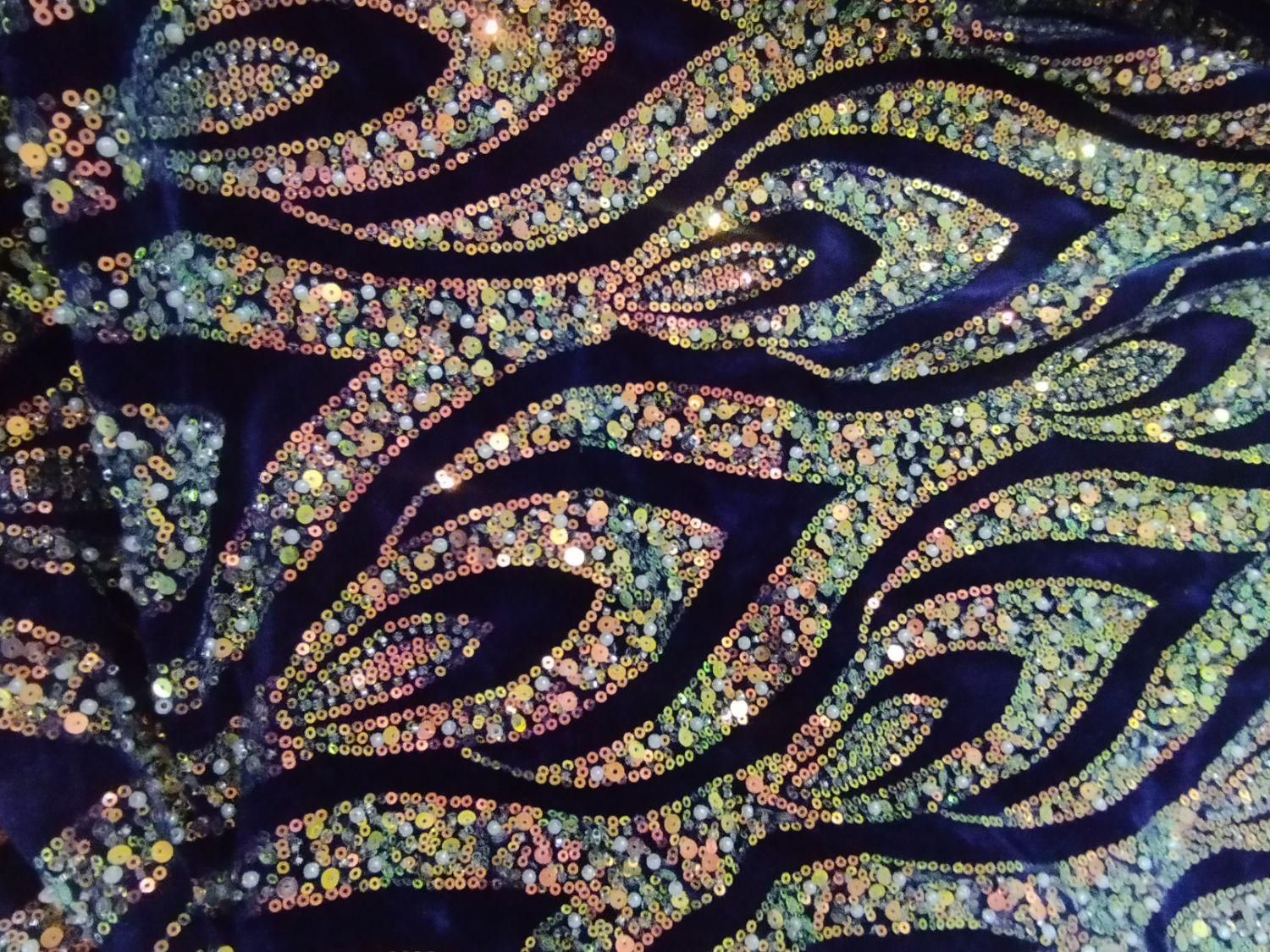 لباس محلی سنگ و پولک دوزی نو|لباس|فولادشهر, C1|دیوار