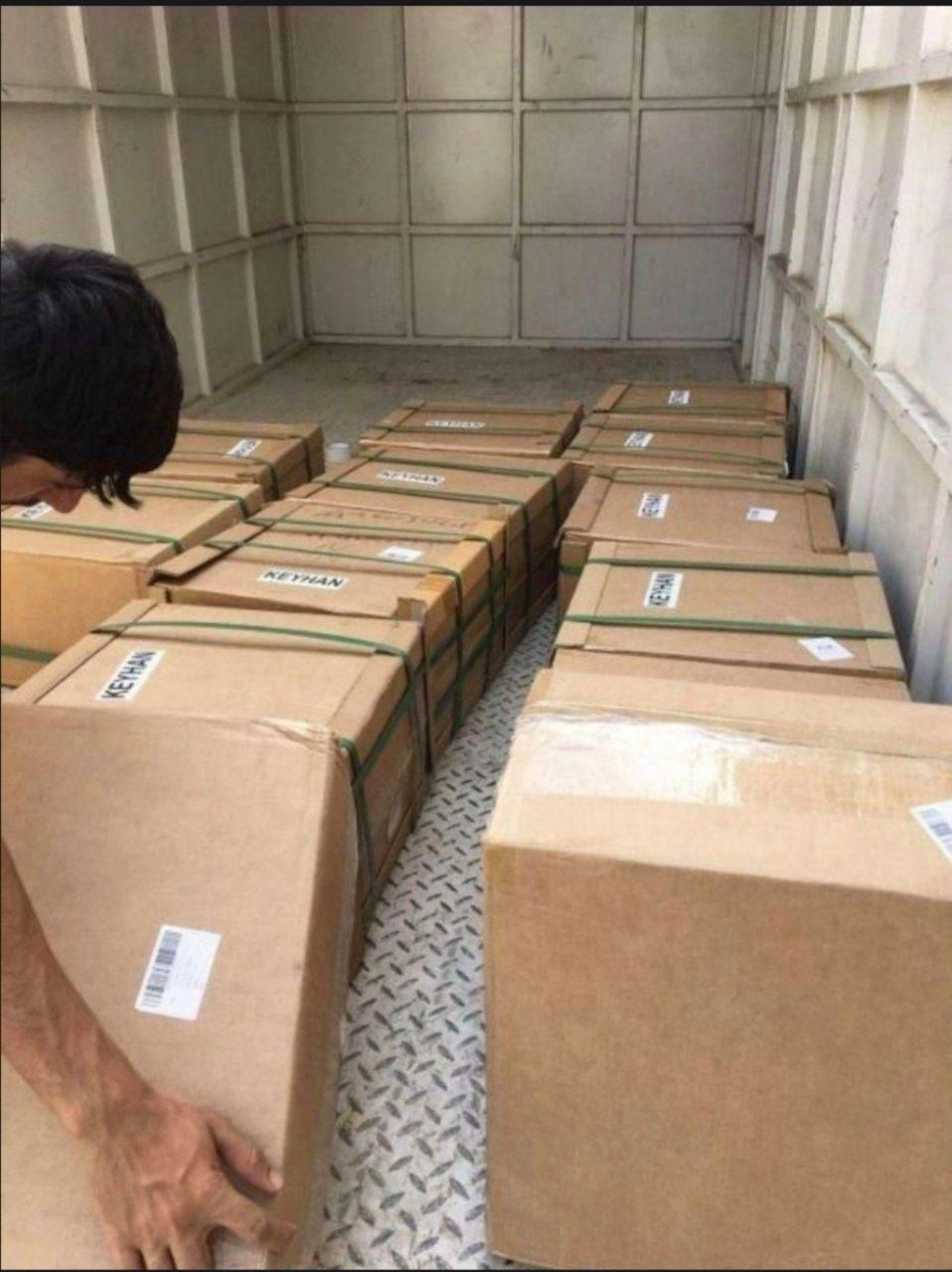 واردات کالا /ته لنجی/لنج در حال بارگیری|خدمات حمل و نقل|بوشهر, |دیوار