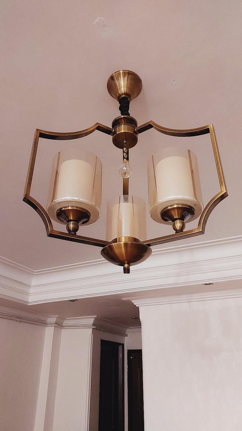 لوستر وارداتی . ۳ شعله|لوستر و چراغ آویز|رشت, سعدی (تختی)|دیوار