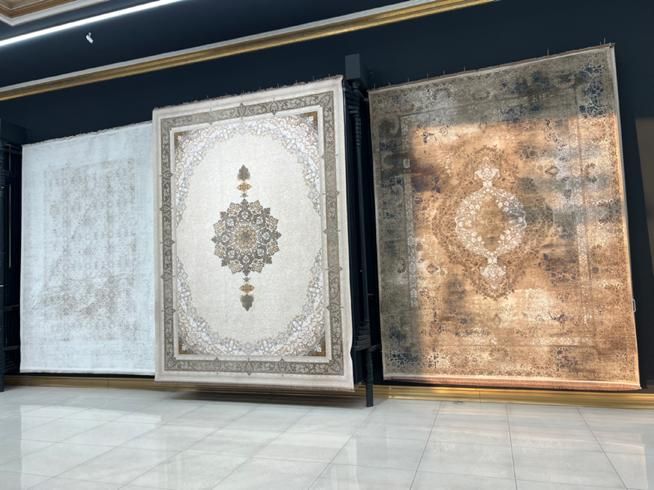 فرش شیک پرهام ۱۲۰۰شانه نو جدید سال۱۴۰۴|فرش|شیراز, عادل آباد|دیوار