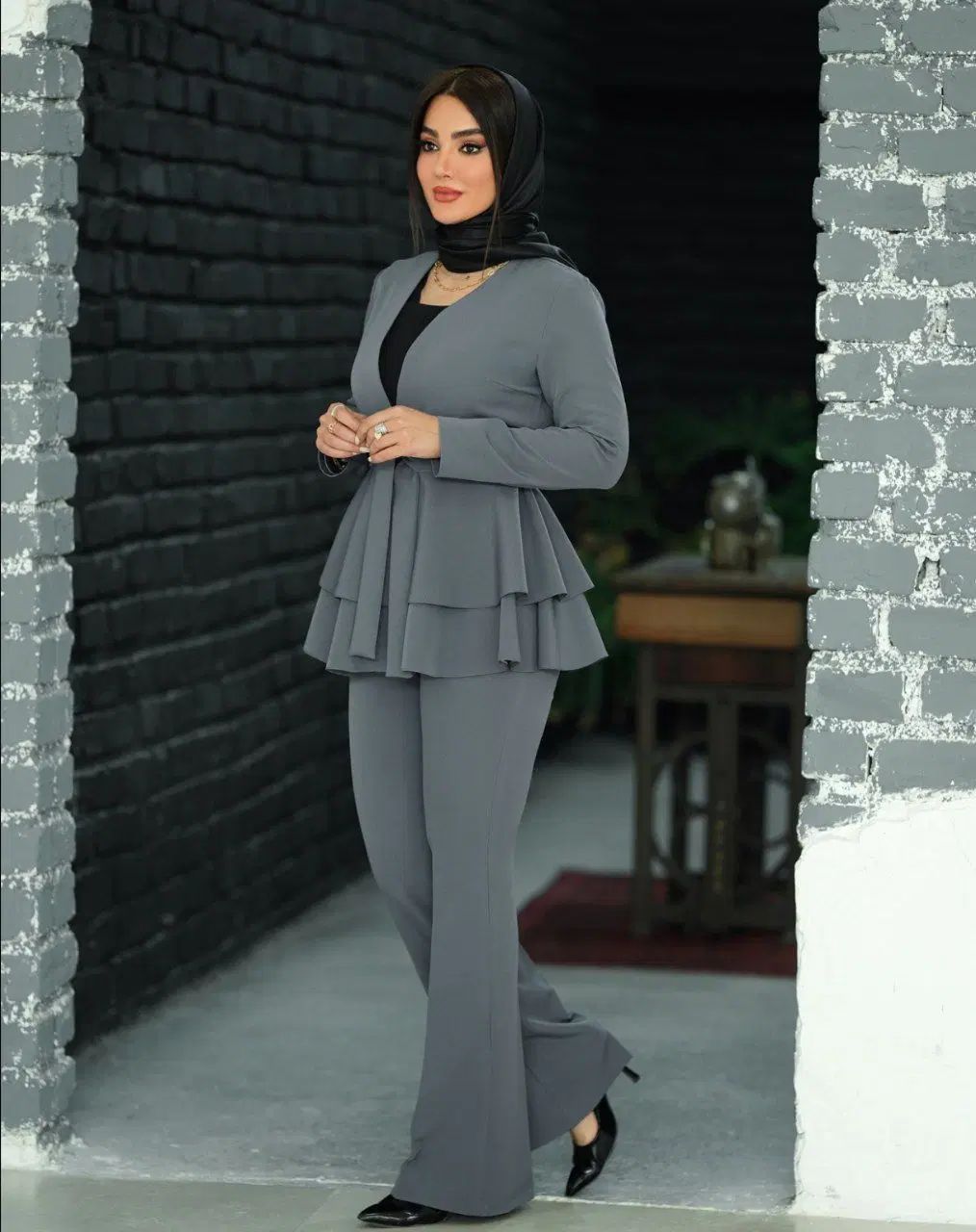 زنانه|لباس|رشت, استقامت ۱|دیوار
