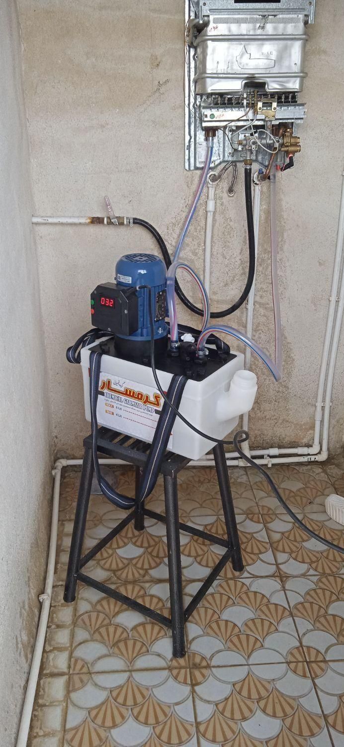 سرویس کامل و رسوب گیری آبگرمکن در محل بدون جابجایی|خدمات پیشه و مهارت|ایوان, |دیوار