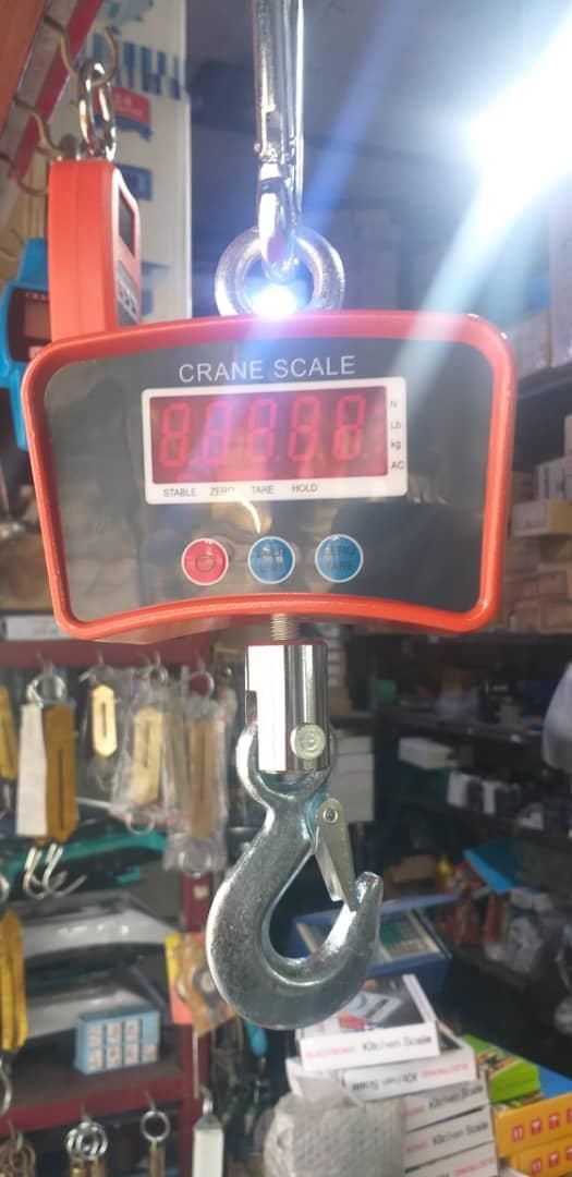 ترازوهای آویزدرتوزین ۵۰،۲۰۰،۳۰۰،۵۰۰کیلویی|فروشگاه و مغازه|قم, امامزاده ابراهیم|دیوار