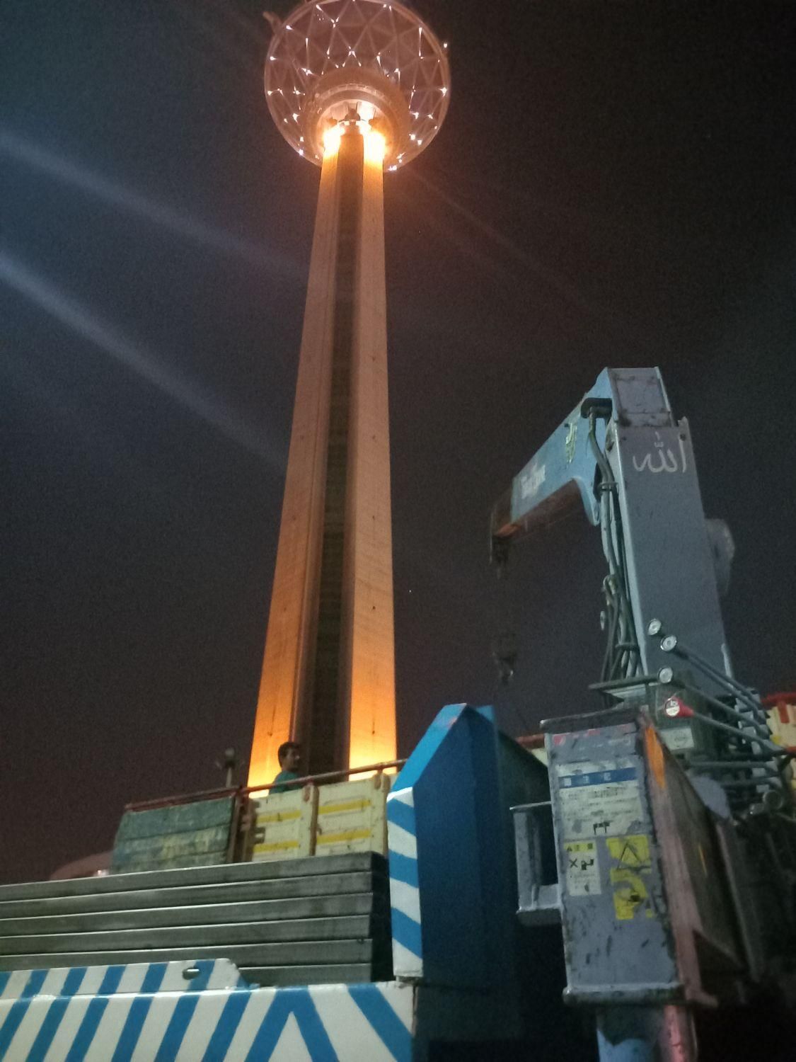 جرثقیل ۳تن شهرری..تهران حومه|خدمات حمل و نقل|تهران, شهید رجایی|دیوار