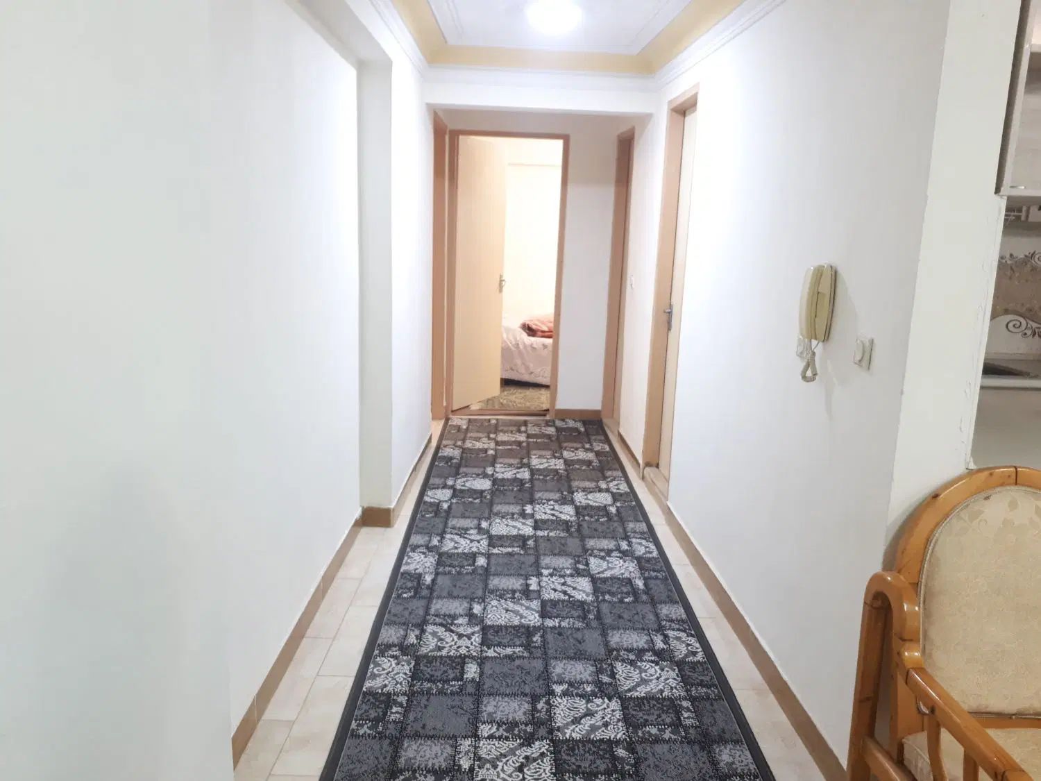 اجاره کوتاه مدت سوئیت نزدیک بازار و شهرداری|اجارهٔ کوتاه‌مدت آپارتمان و سوئیت|رشت, حسین آباد|دیوار