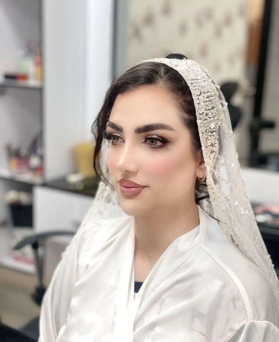 50%آف میکاپ با بهترین متریال با جدید ترین تکنیک|خدمات آرایشگری و زیبایی|ایوان, |دیوار