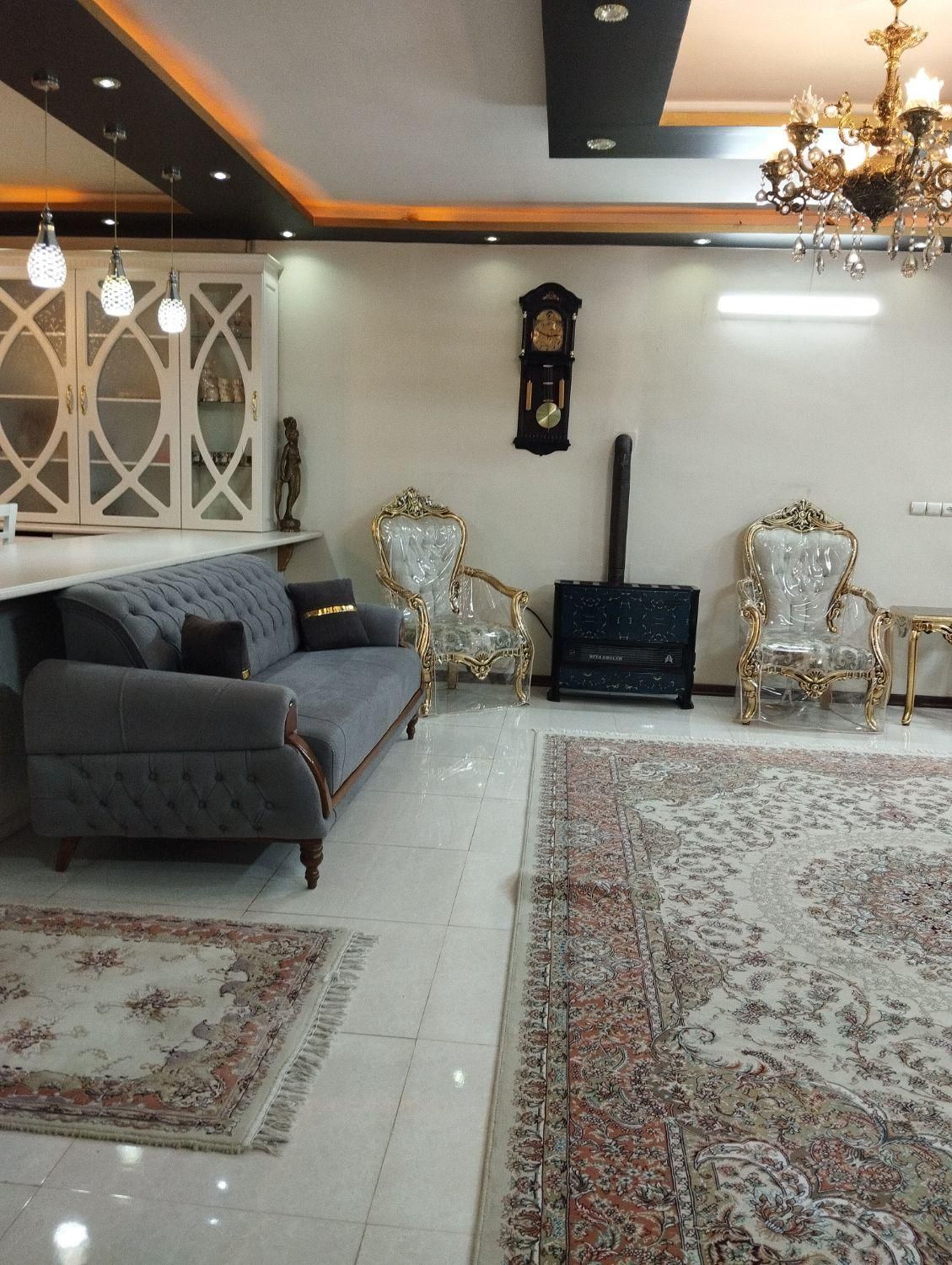 اجاره کوتاه مدت واحد مبله شیک ۱۲۵ متری در رضاشهر|اجارهٔ کوتاه‌مدت آپارتمان و سوئیت|مشهد, رضاشهر|دیوار
