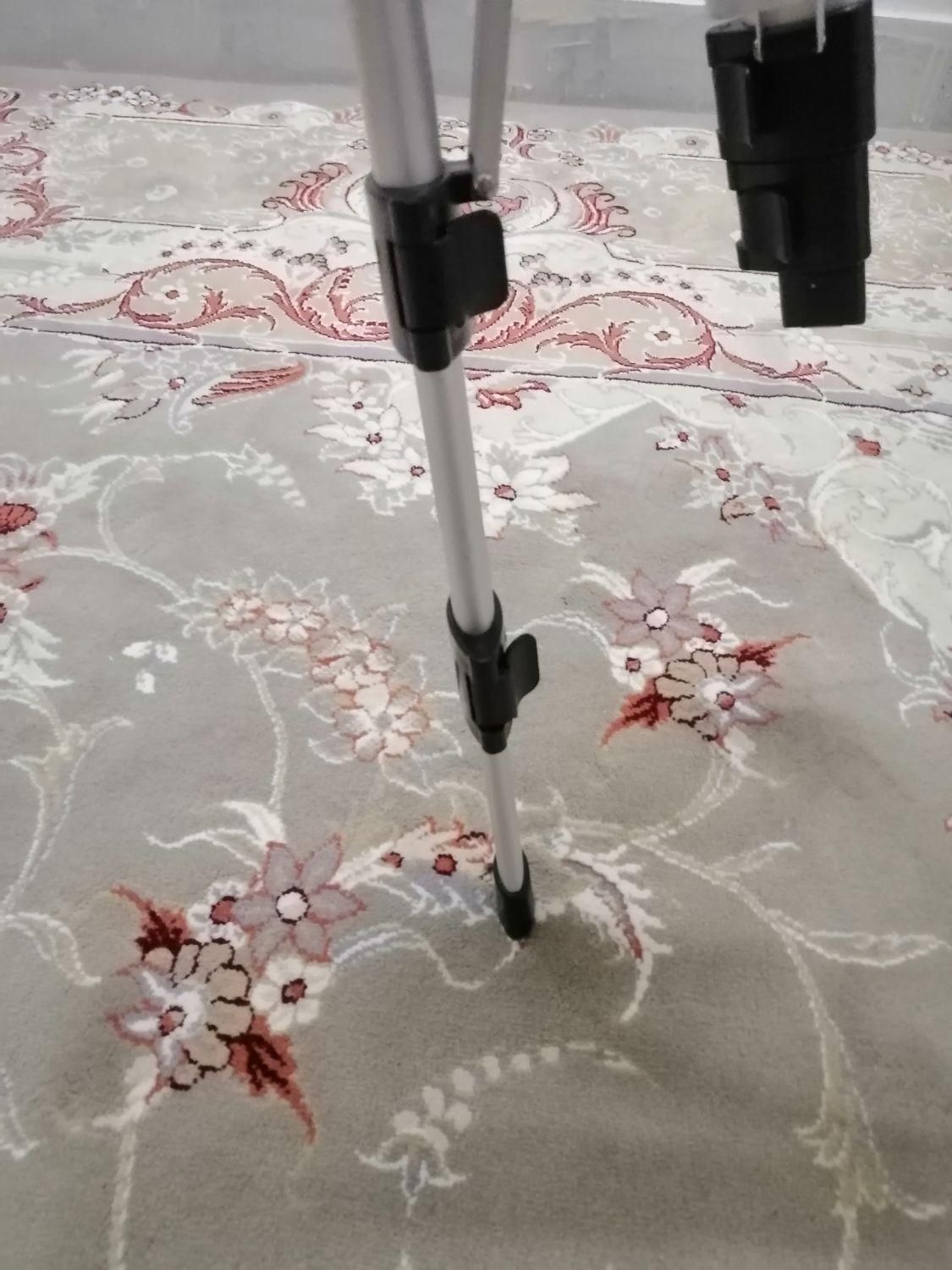 پایه دوربین  آلمینیوم تمیز در حد نو|دوربین عکاسی و فیلم‌برداری|دماوند, دماوند|دیوار