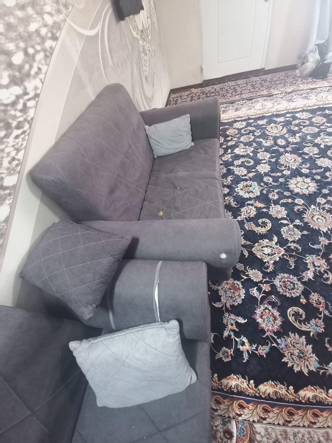 ۲دست مبلمان|مبلمان خانگی و میز عسلی|مشهد, کلاته برفی|دیوار