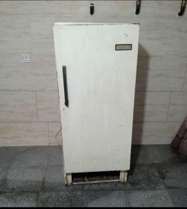 خریدار و فروشنده یخچال های قدیمی و جدید و اوراقی|یخچال و فریزر|کرج, گلشهر|دیوار