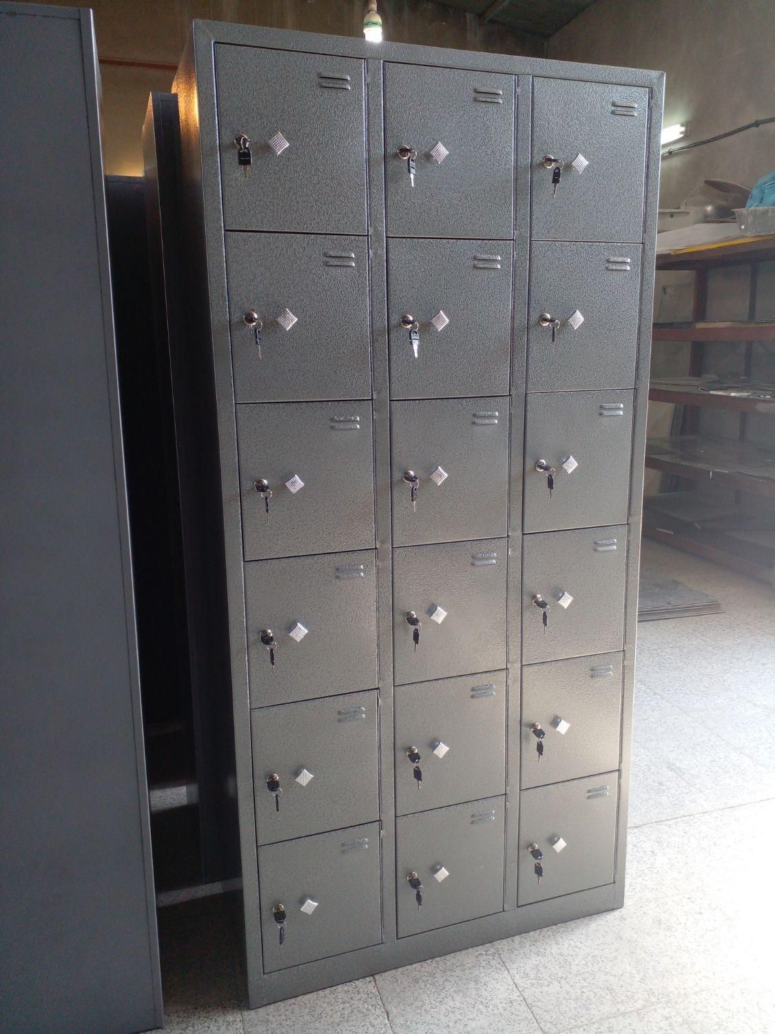 کمد لباس فلزی|جاکفشی، کمد، دراور|مشهد, خواجه ربیع|دیوار