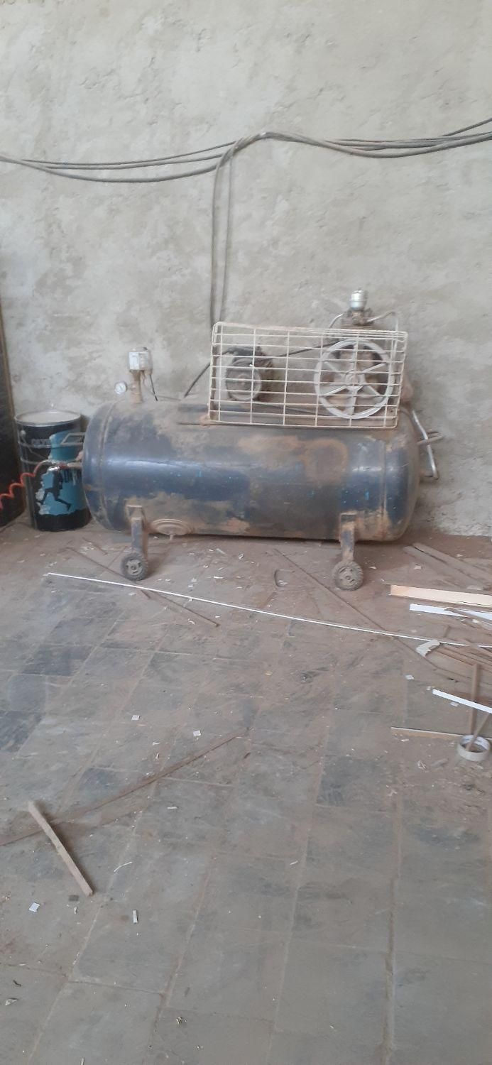دستگاه لبه چسبان پی وی سی ۳ ایستگاه مشگات با مکنده|ماشین‌آلات صنعتی|خمینی‌شهر, |دیوار