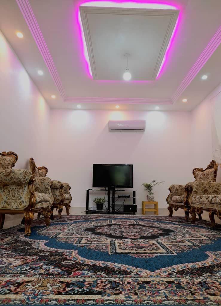 ویلا نوساخت حیاط دار|اجارهٔ کوتاه‌مدت آپارتمان و سوئیت|قائم‌شهر, |دیوار