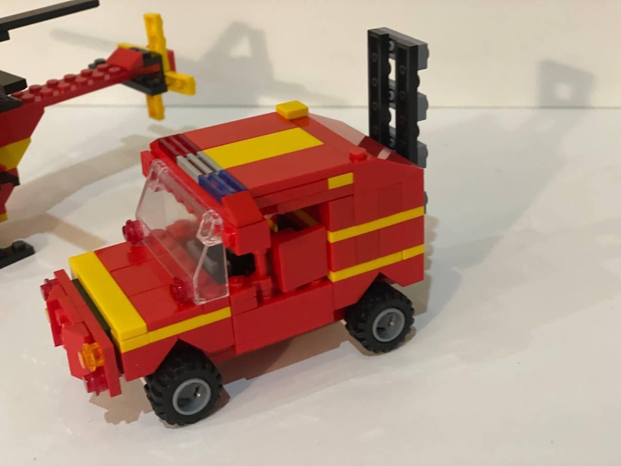 لگو ماشین آتش نشانی و هلکوپتر|کلکسیون و سرگرمی|اصفهان, مهرآباد|دیوار