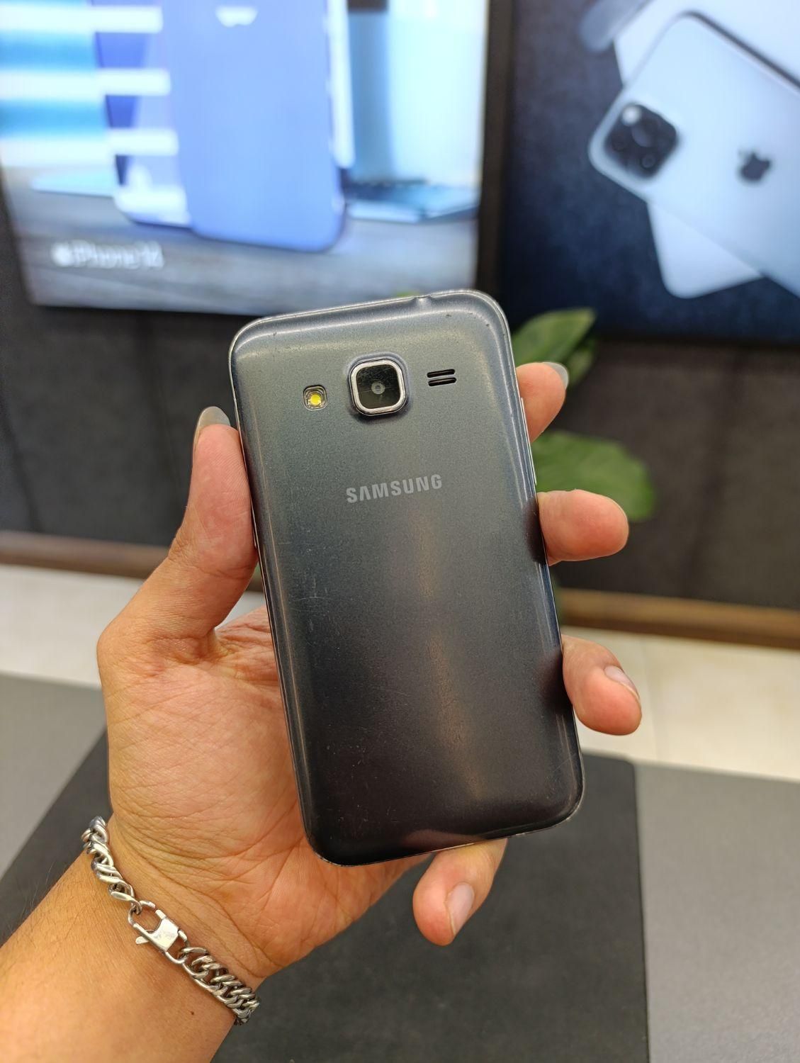 سامسونگ Galaxy J3  با حافظهٔ ۸ گیگابایت|موبایل|رشت, پیرسرا|دیوار