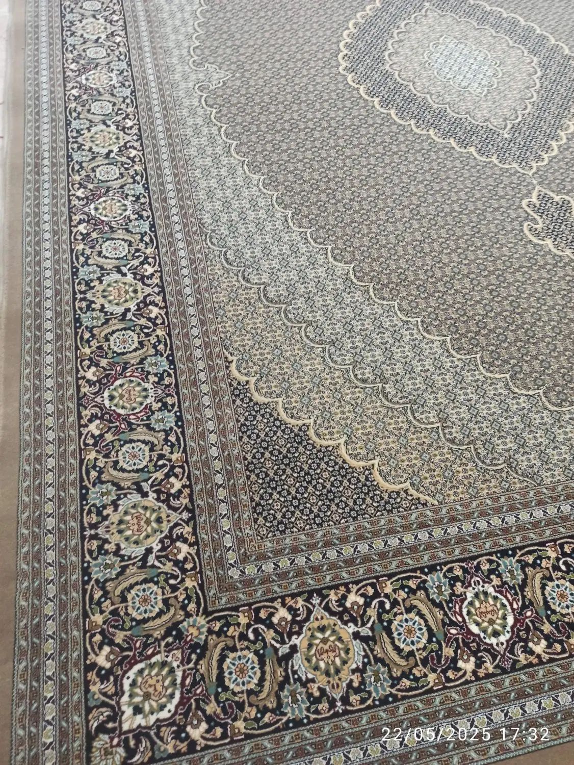فرش کارکرده پرهام/چهار تخته۱۲متری۷۰۰شانه ریز ماهی|فرش|مشهد, شاهد (شهرک غرب)|دیوار
