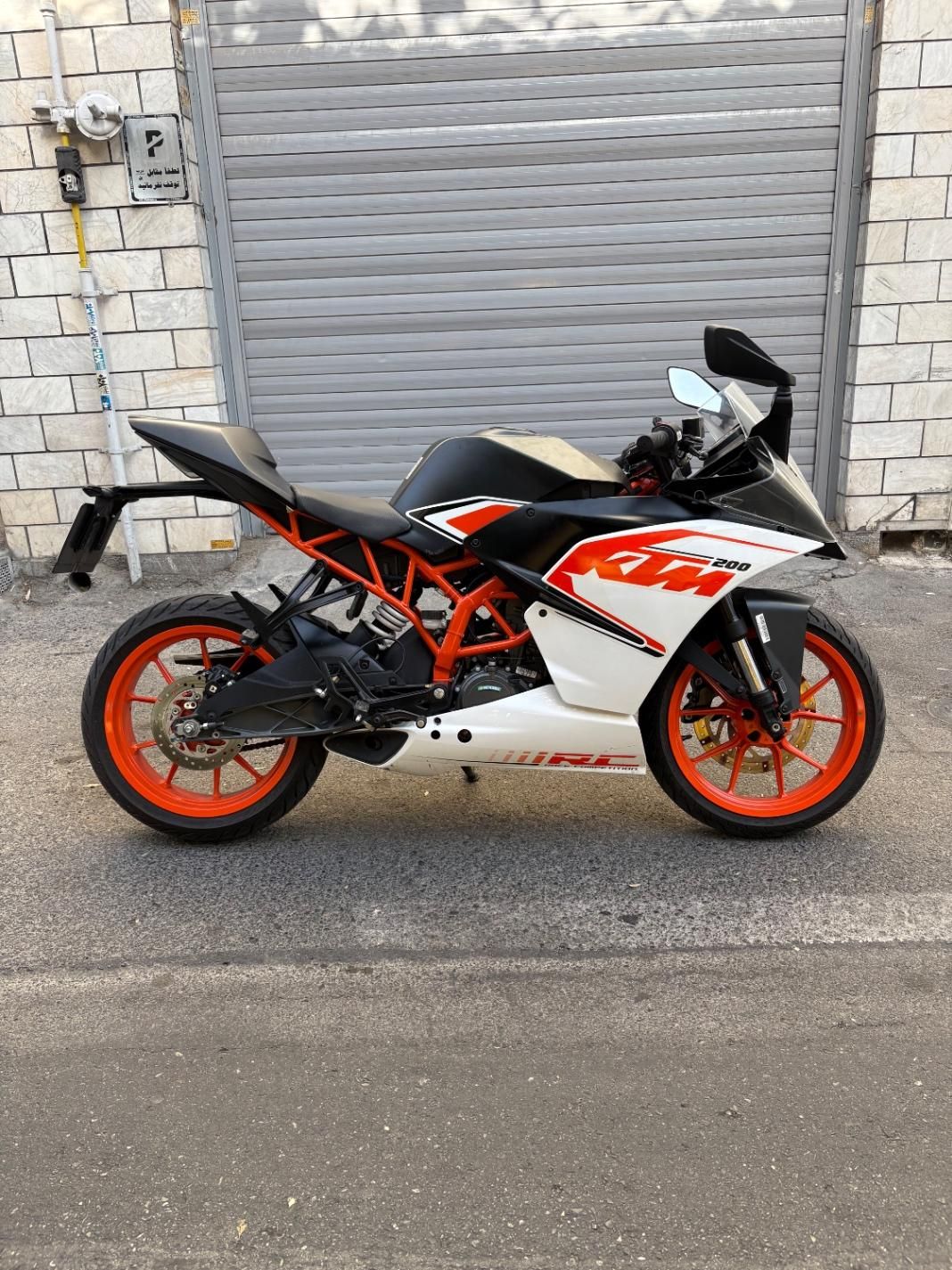 کی تی ام ktm rc200 در حد صفر ۳تا کار|موتورسیکلت|تهران, منیریه|دیوار