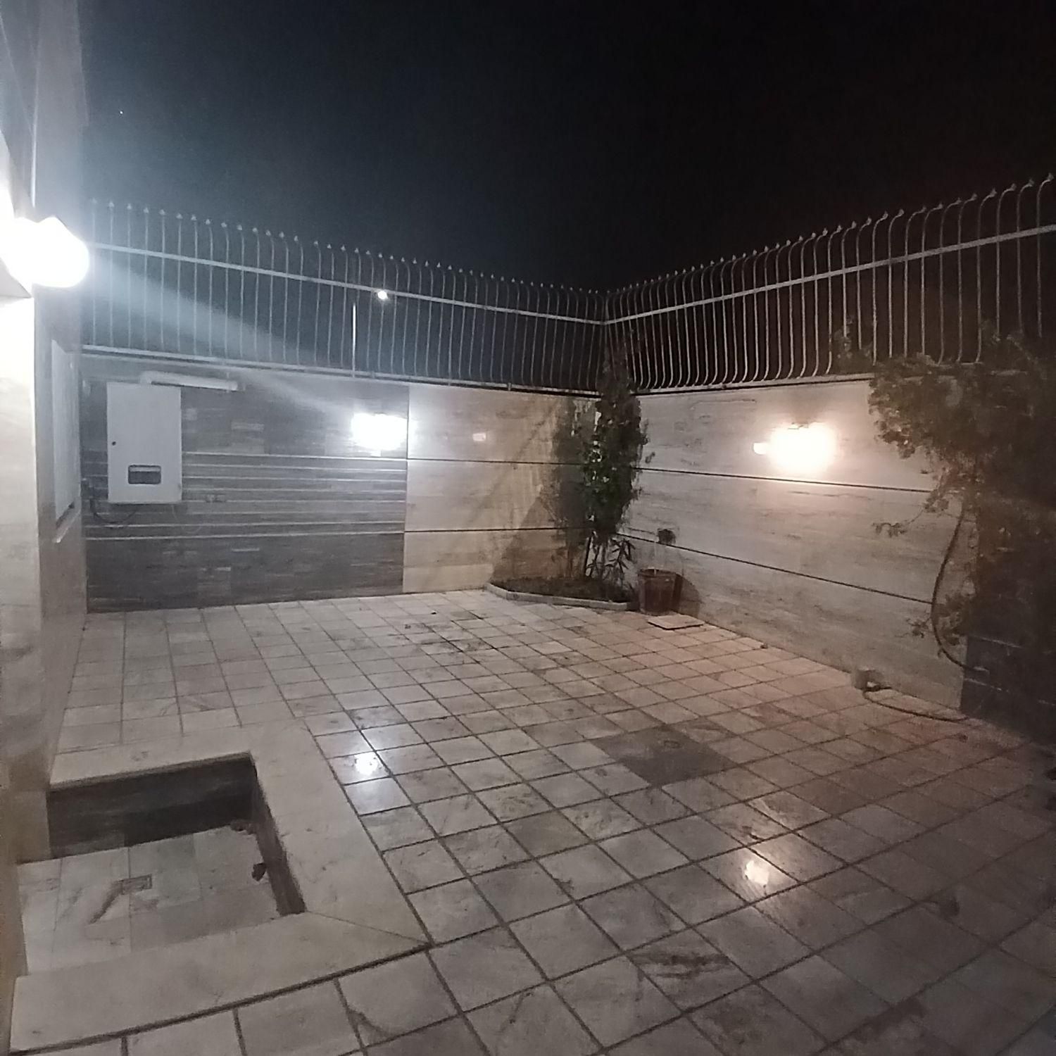 طبقه همکف هتل اپارتمان فوژان. سپاهانشهر.راه اهن|اجارهٔ کوتاه‌مدت آپارتمان و سوئیت|اصفهان, دانشگاه اصفهان|دیوار