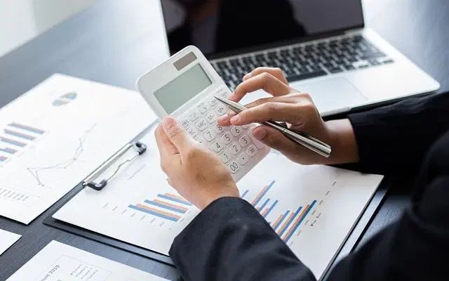 استخدام حسابدار در مجموعه فست‌فود کرانچ کیلویی|استخدام مالی، حسابداری، حقوقی|مرودشت, مسجد رسول‎|دیوار