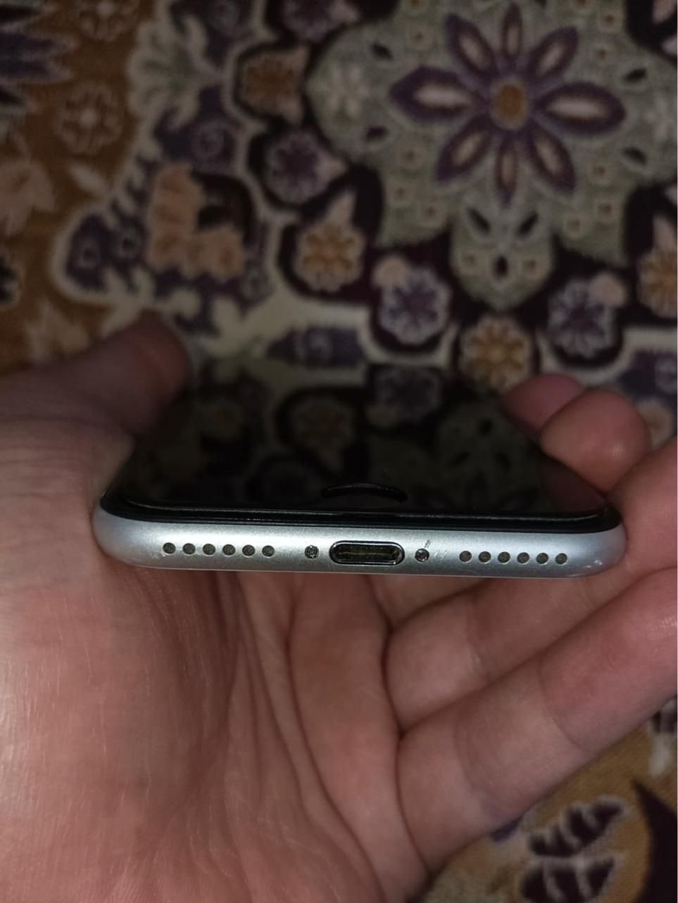 اپل iPhone SE (2020) با حافظهٔ ۶۴ گیگابایت|موبایل|کرج, مهرشهر - فاز ۱|دیوار