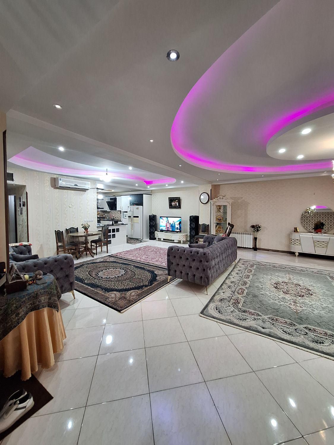 فروش آپارتمان ۱۷۱ متری سه خواب در مهندسی زراعی|فروش آپارتمان|مشکین‌دشت, |دیوار